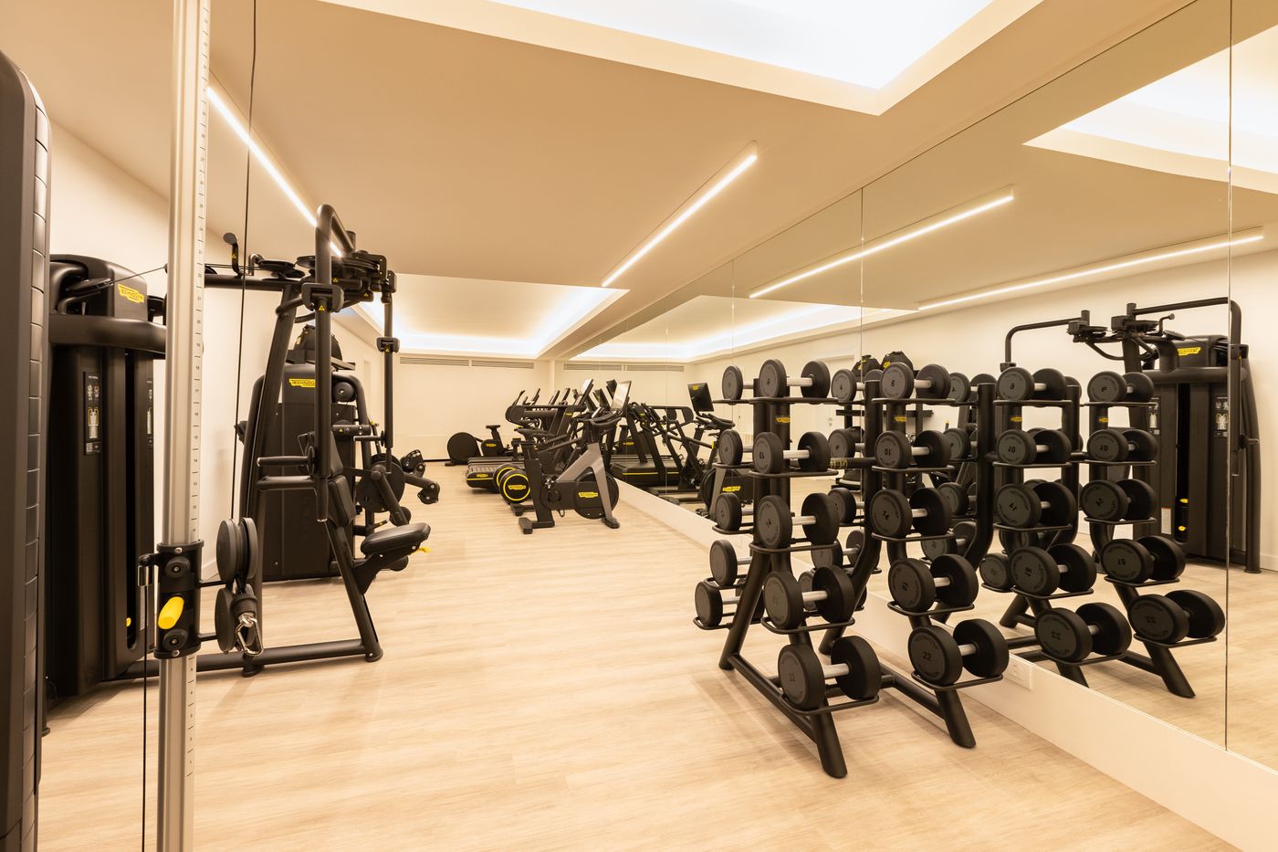 Hotel-Morfeo-Milano-Sports-and-Entertainment-41