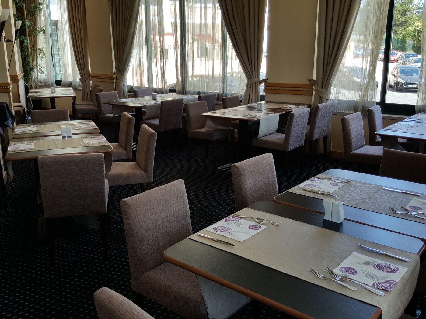 Riviera-Hotel-Carcavelos-Restaurant-24