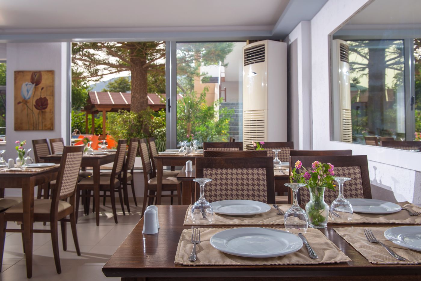 South Coast Hotel and Apartments