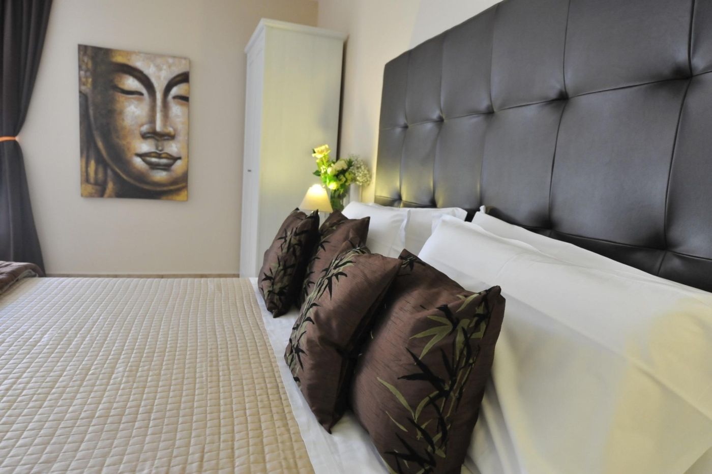 Rivoli-Sorrento-Room-11