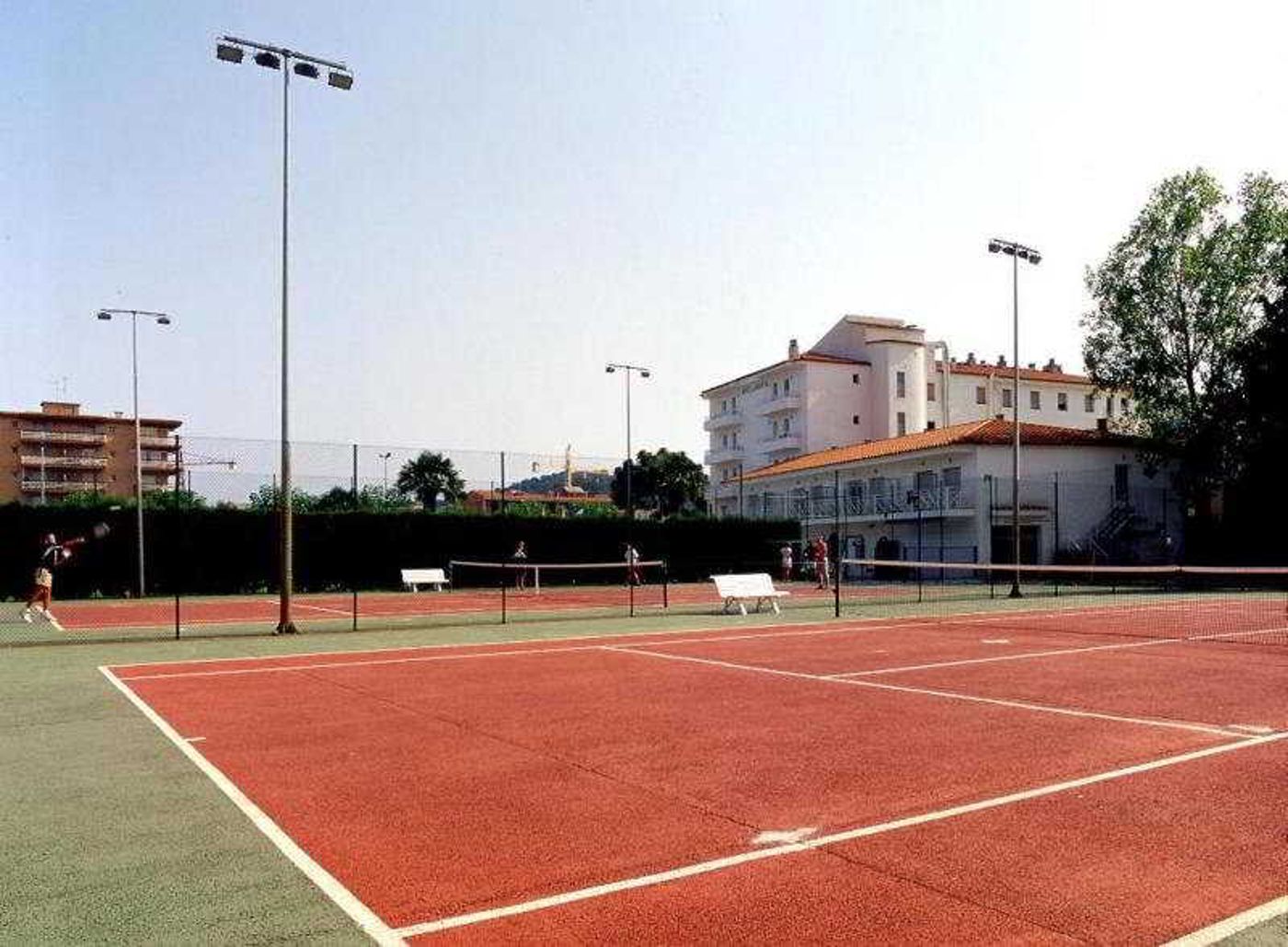 Marina-Tossa-Sports-and-Entertainment-10