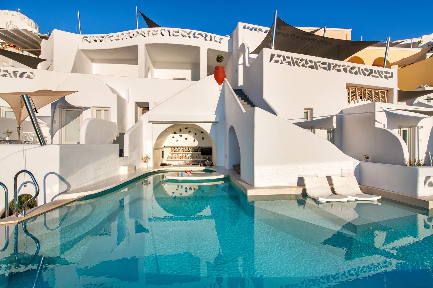 Athina-Repose-Suites-General-view-2