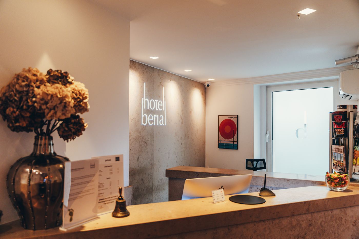Berial - Germany - DÜSSELDORF - Lobby - 4
