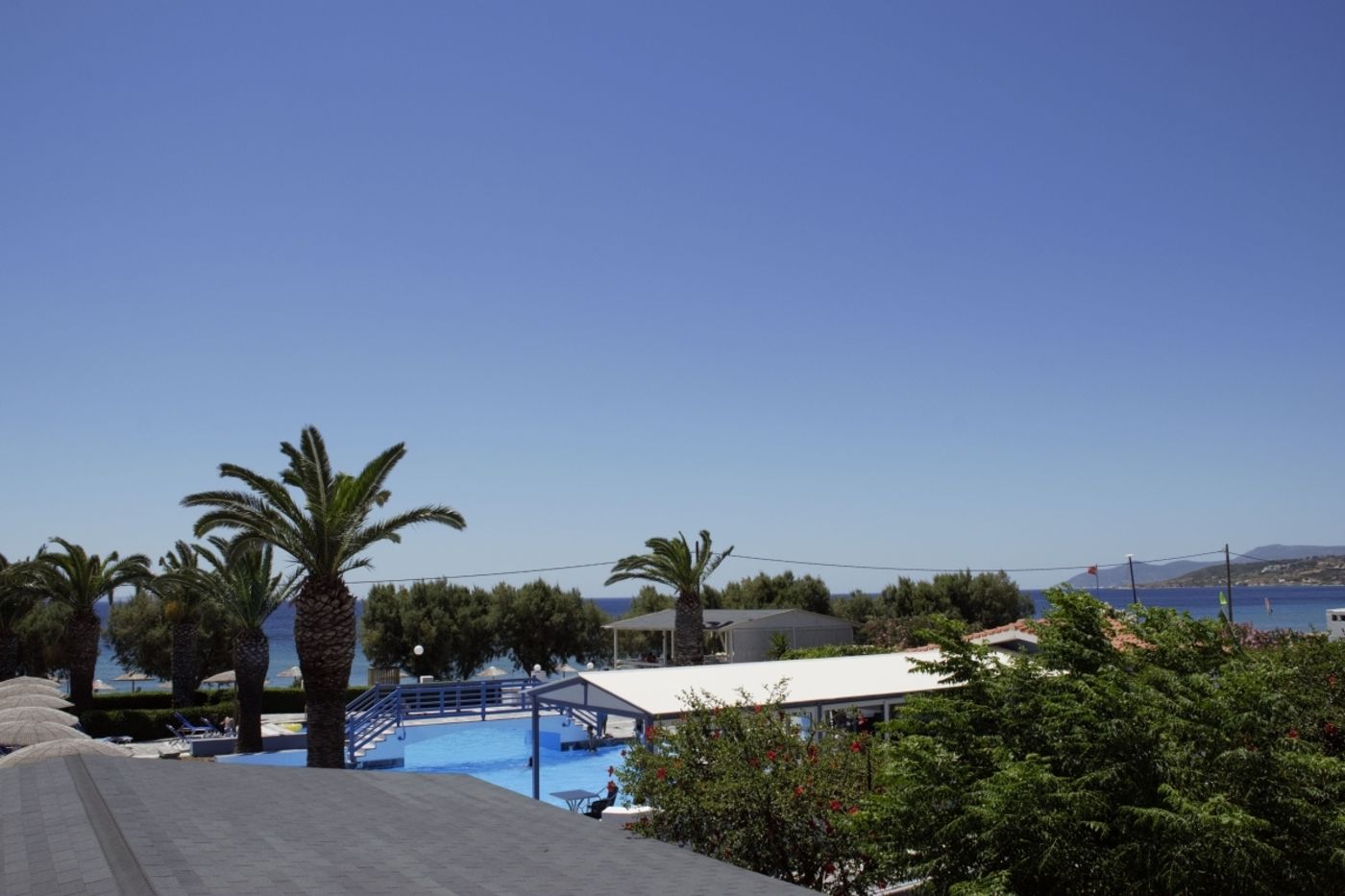 Zefiros Beach Hotel
