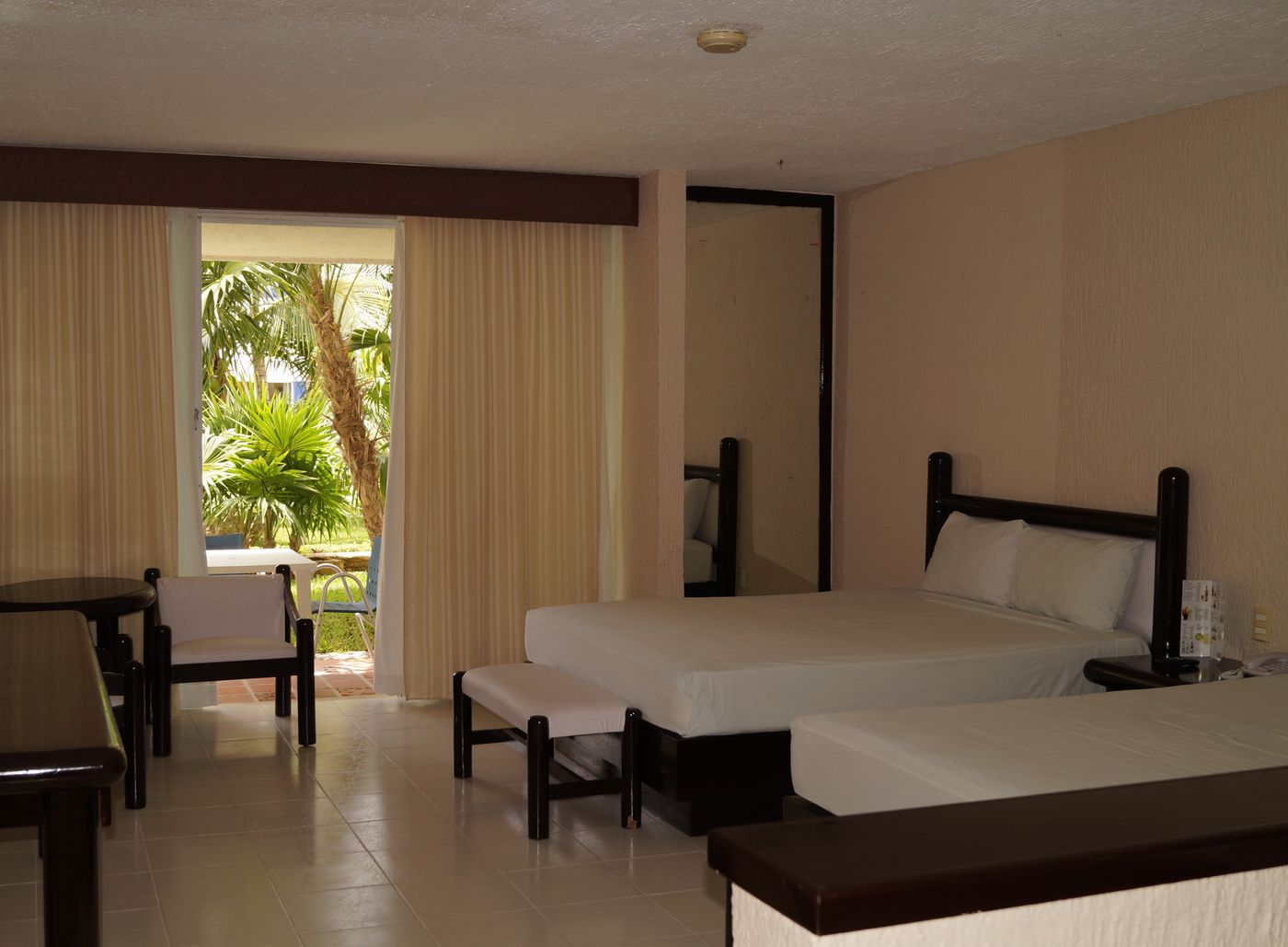Solymar-Beach-Resort-Room-23