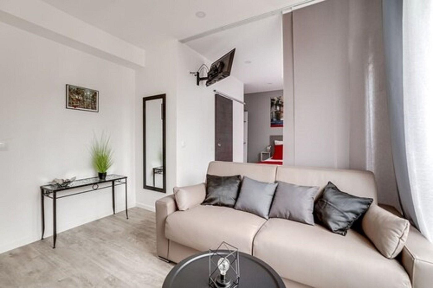 Paris-Hotel-Clichy-Room-19