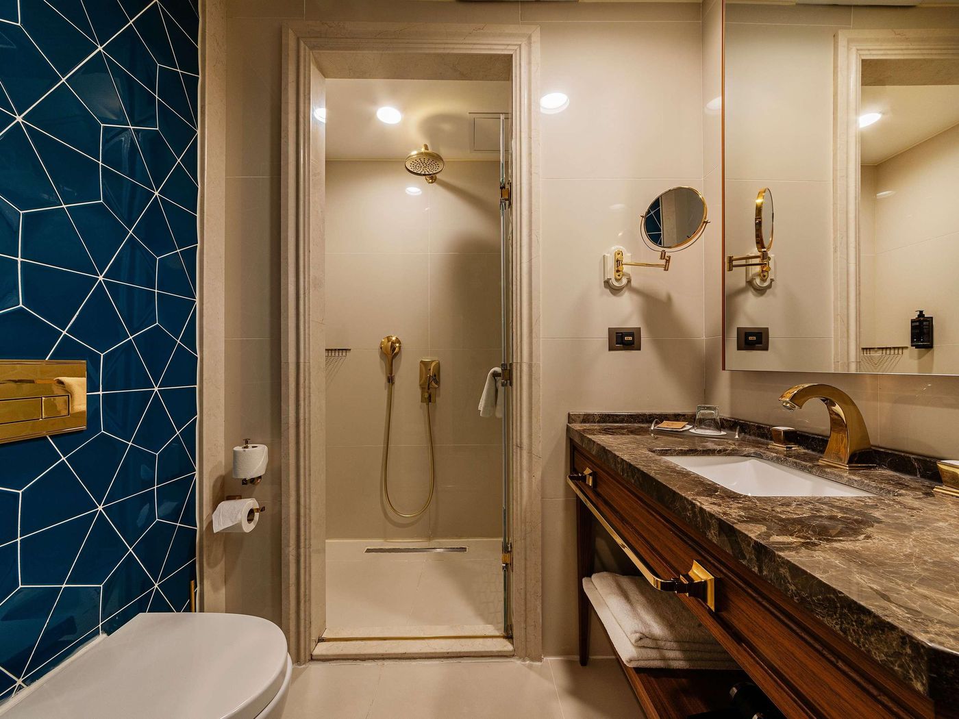 Mercure-Istanbul-Sirkeci-Room-63