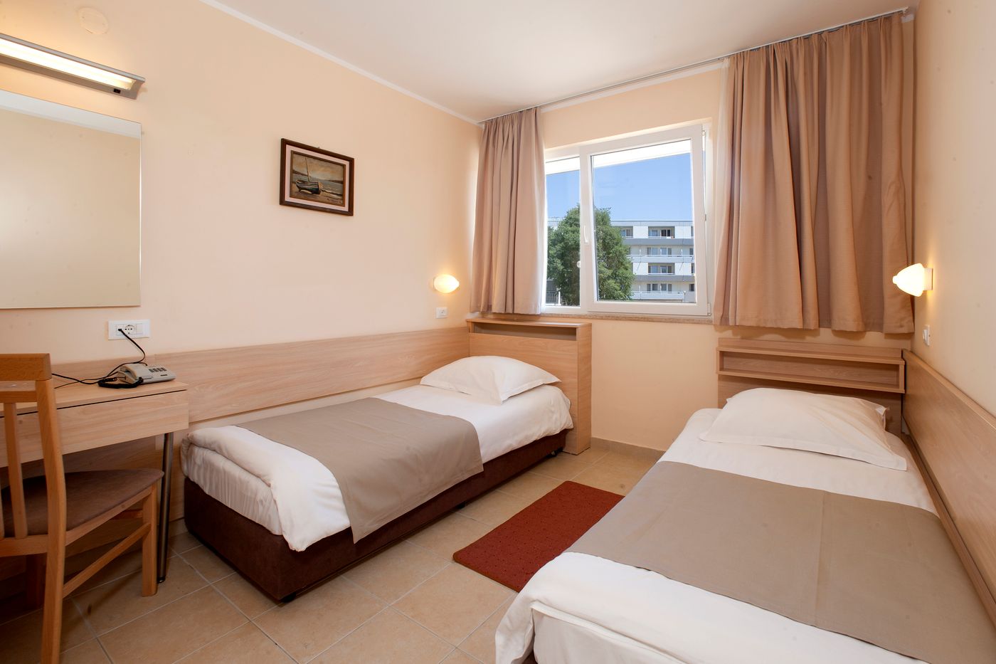 Hotel-Delfin-Room-15
