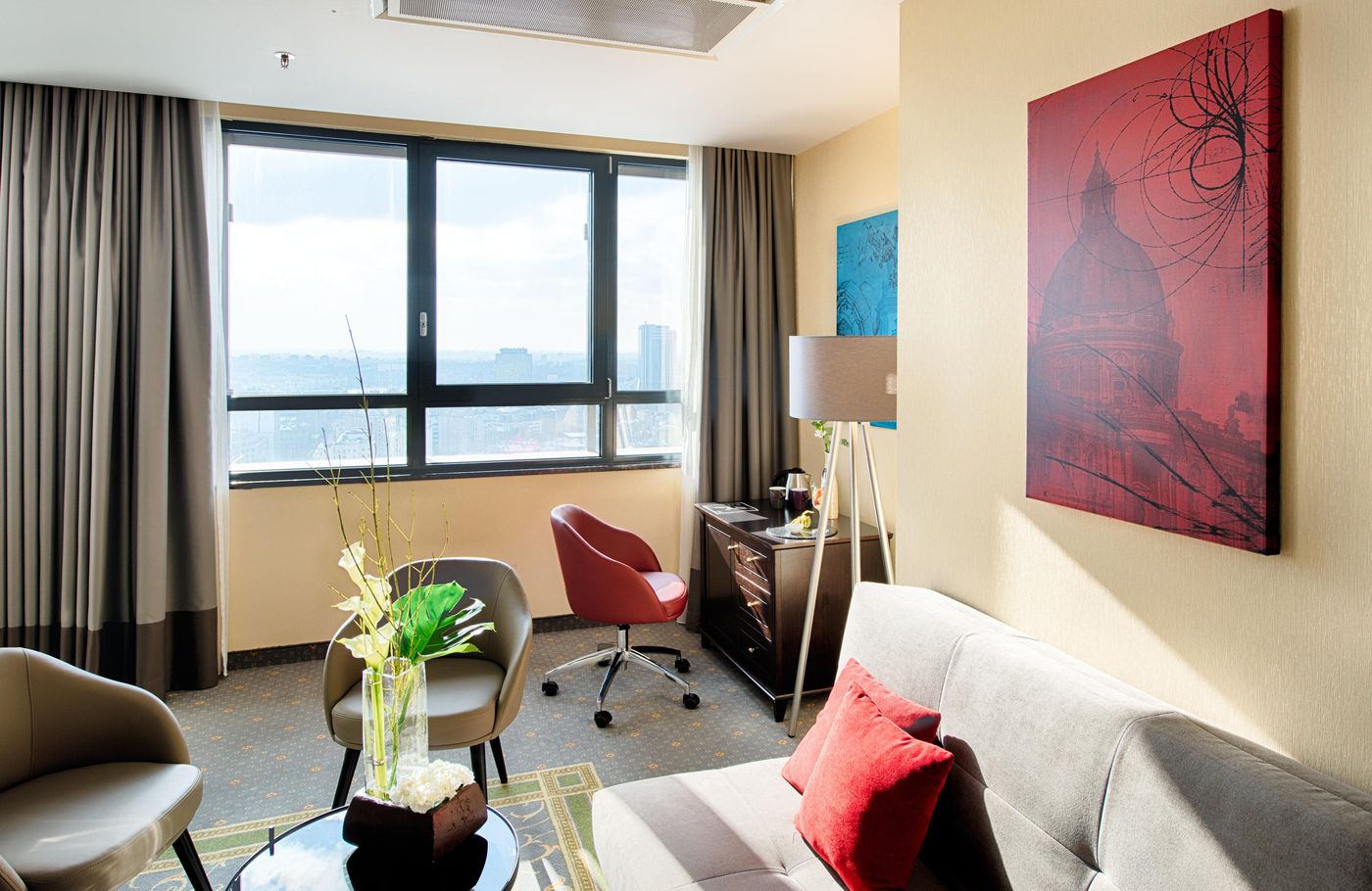 Leonardo-Royal-Hotel-Warsaw-Room-52