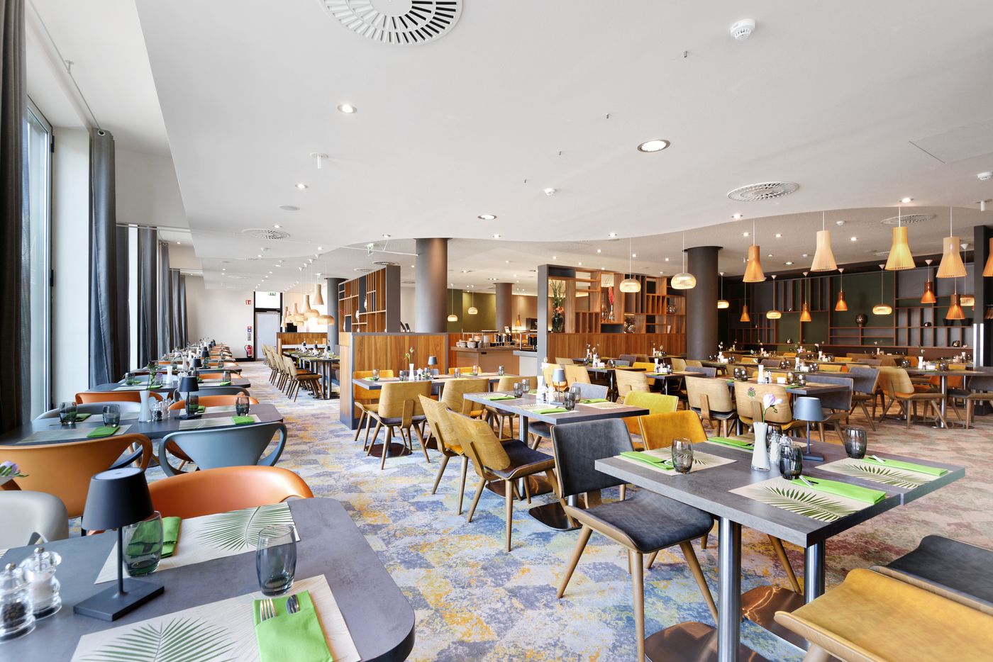 Novotel-Berlin-Mitte-Restaurant-8