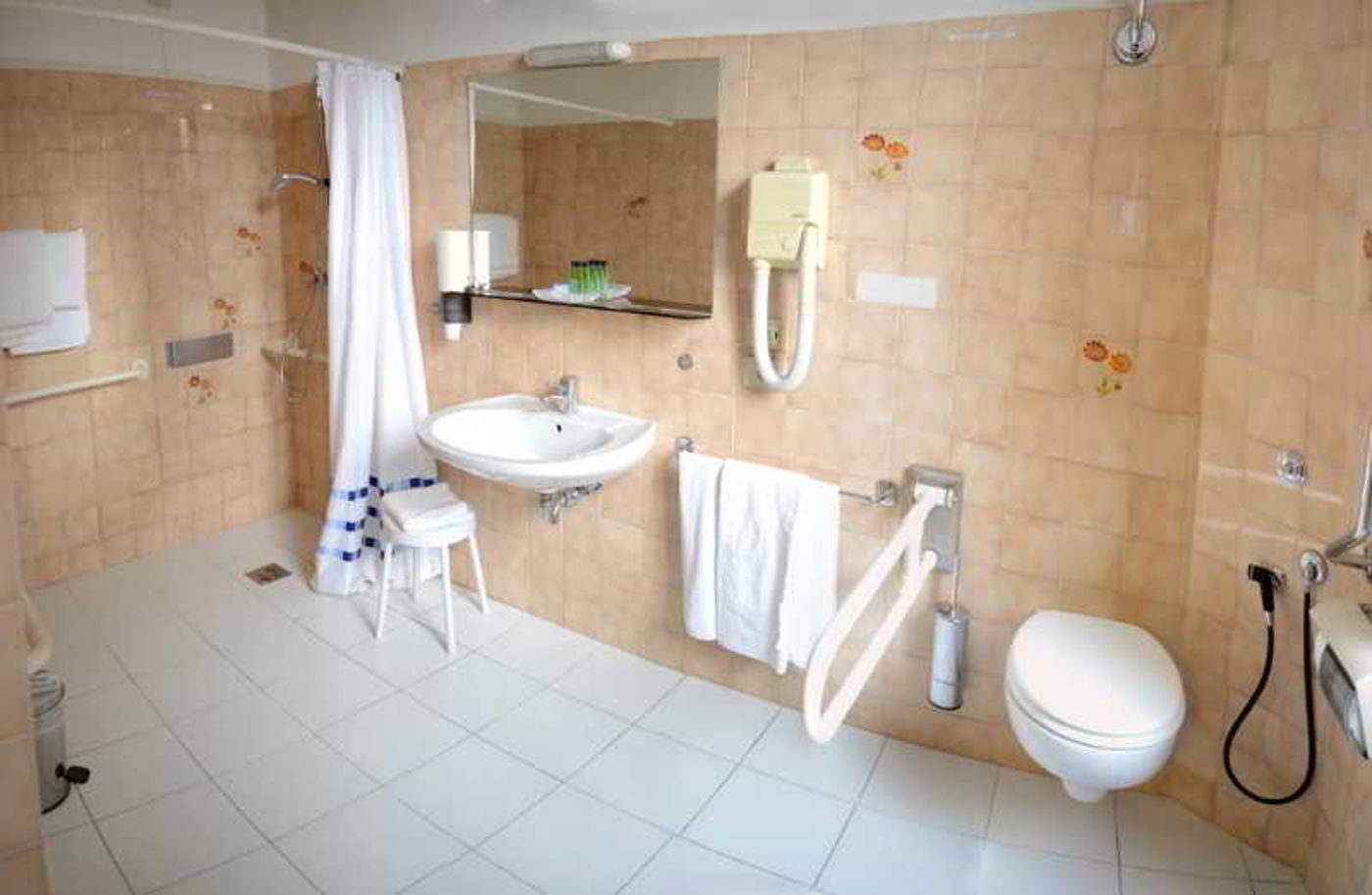 Hotel Italia-Italy-TRIESTE (CENTRO)-Room-7