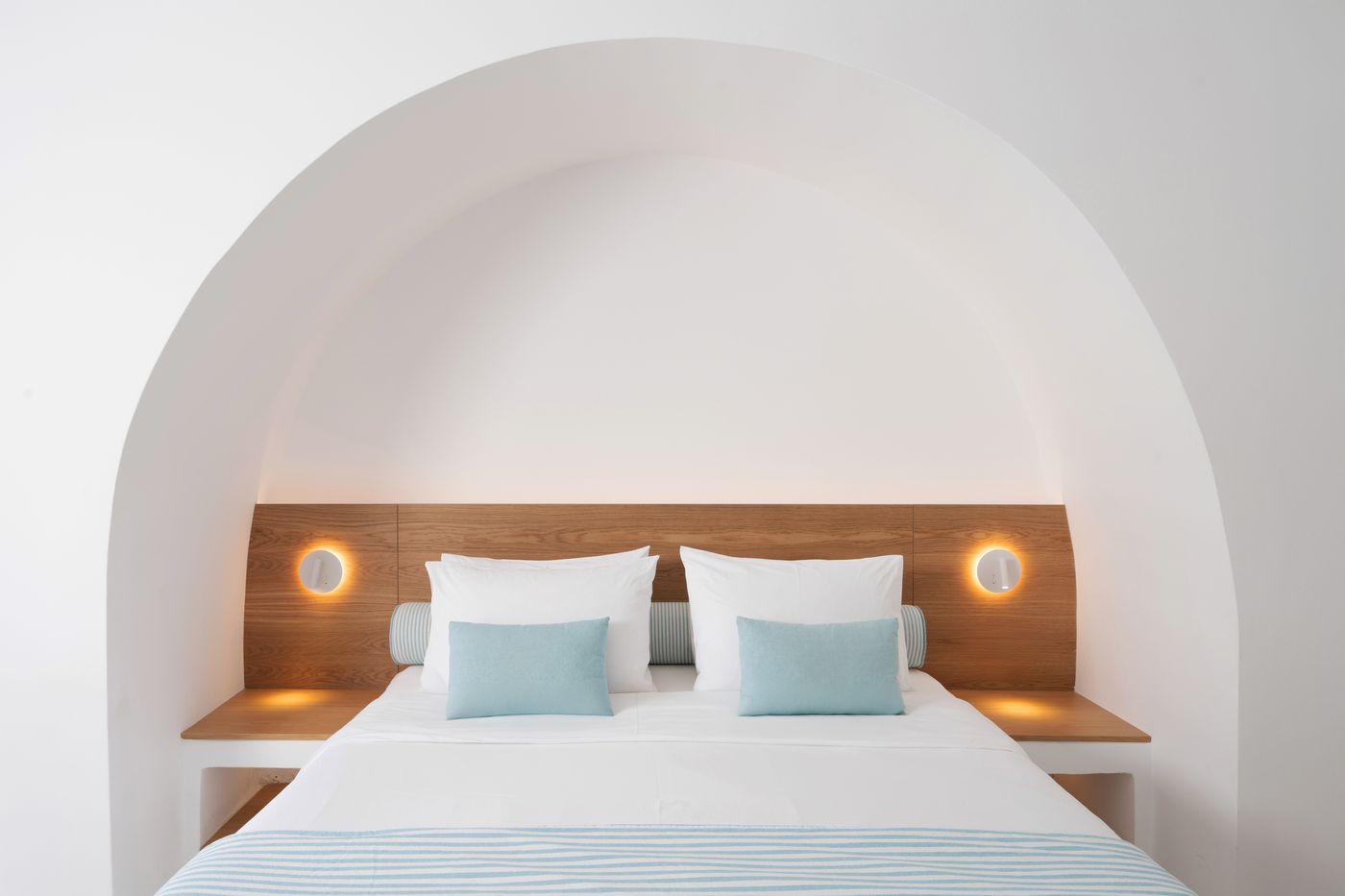 Santorini-Kastelli-Resort-Room-45