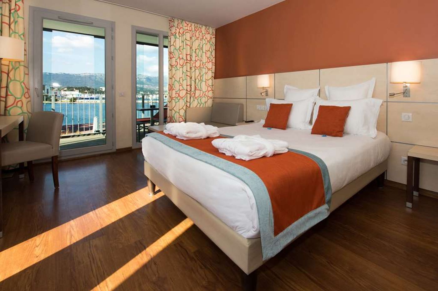 Mercure Toulon Seyne-Sur-Mer-France-La Seyne-Sur-Mer-General view-3