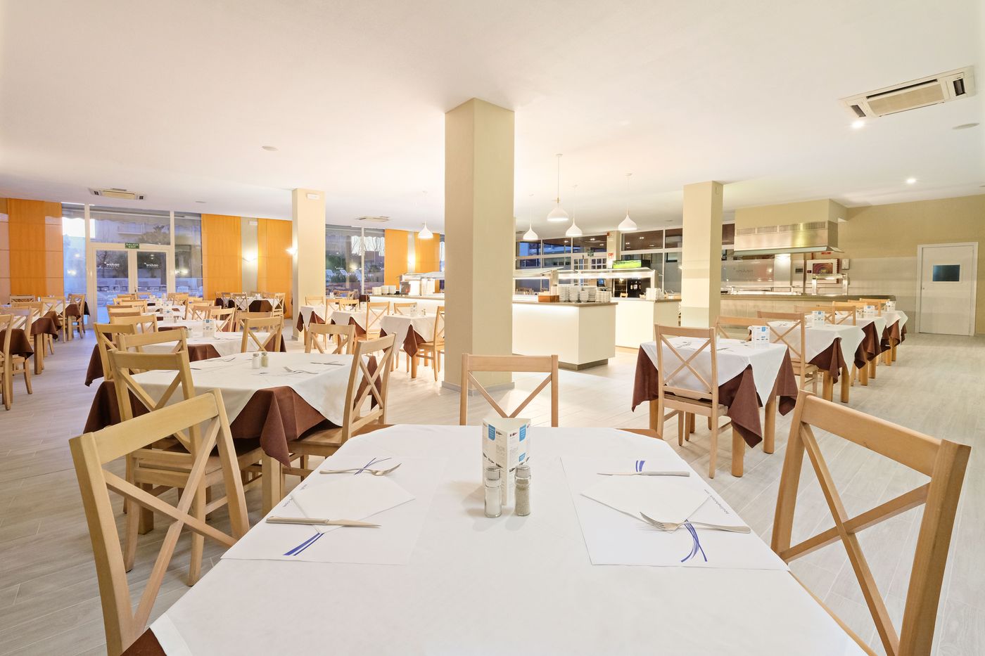 Azuline-Hotel-Pacific-Restaurant-30