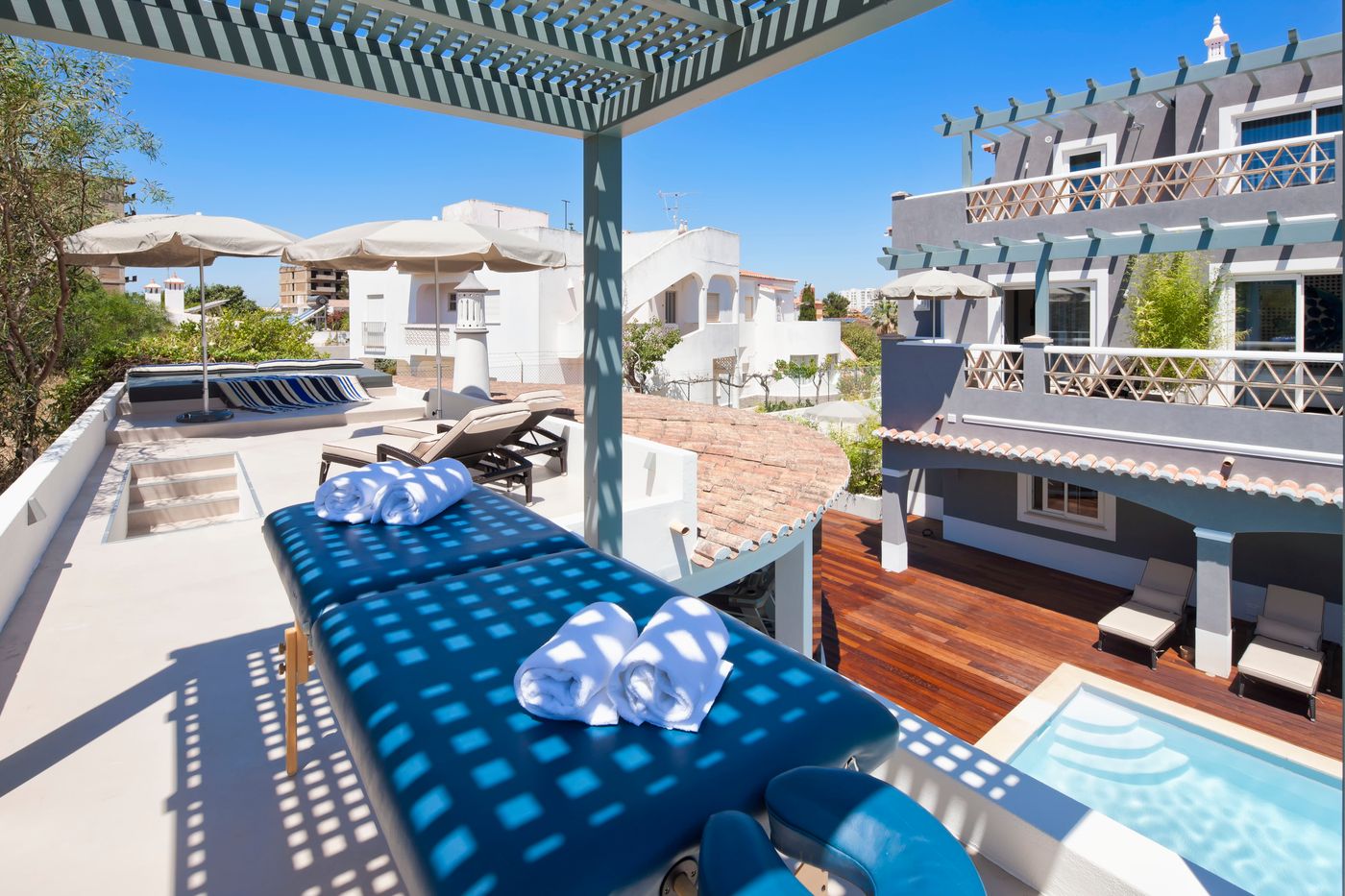 Costa-d-Oiro-Ambiance-Village-Sports-and-Entertainment-13