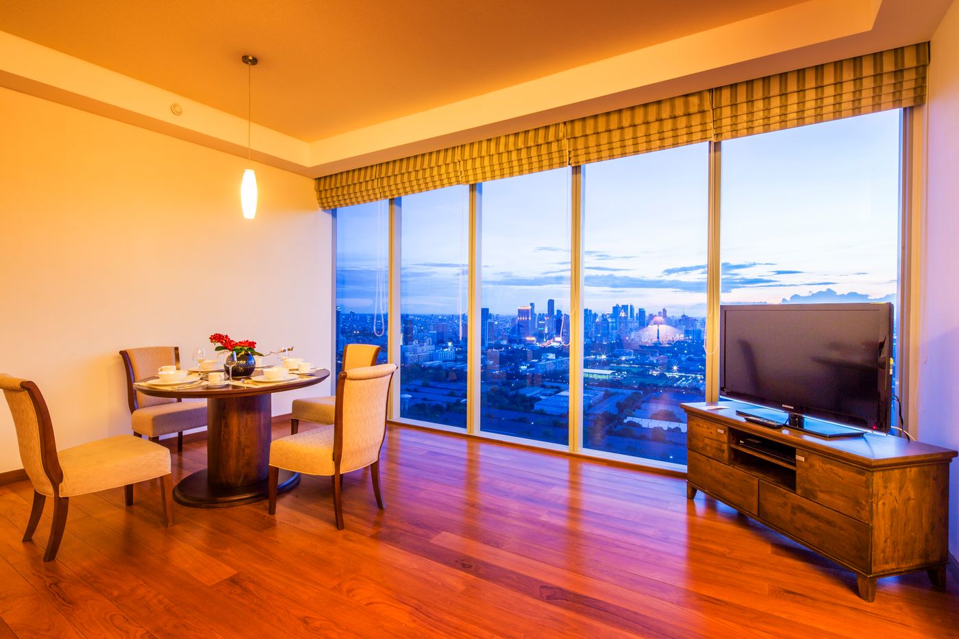 Column-Bangkok-Room-49