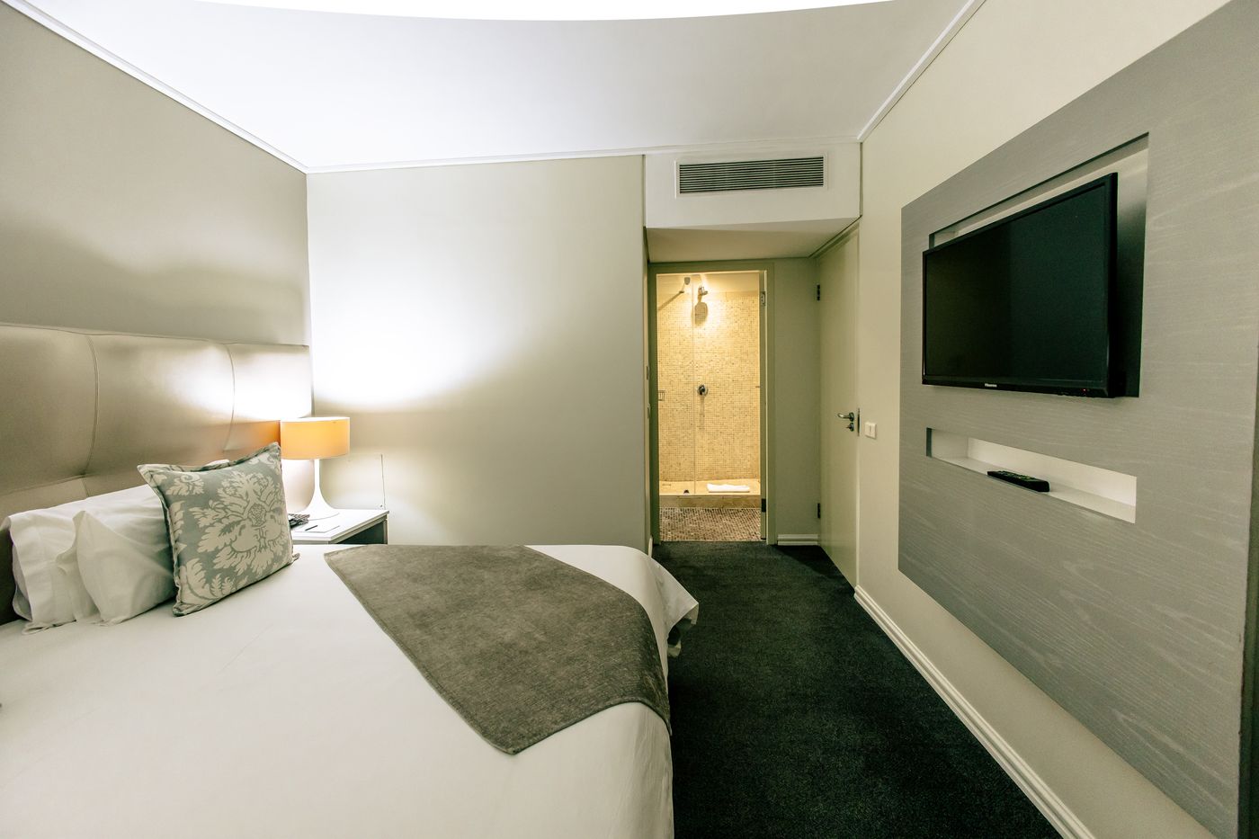 Lagoon-Beach-Room-37