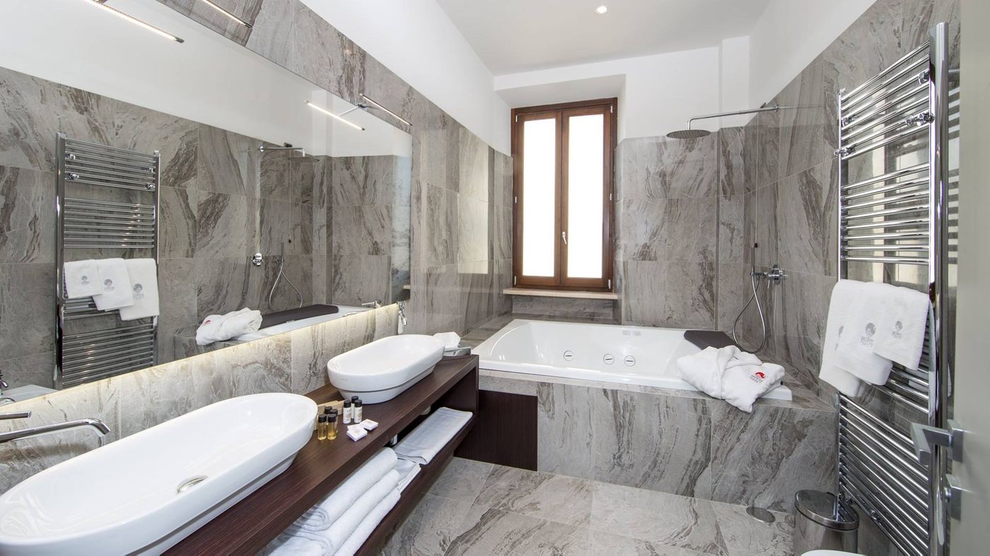 Monti-Palace-Hotel-Room-40