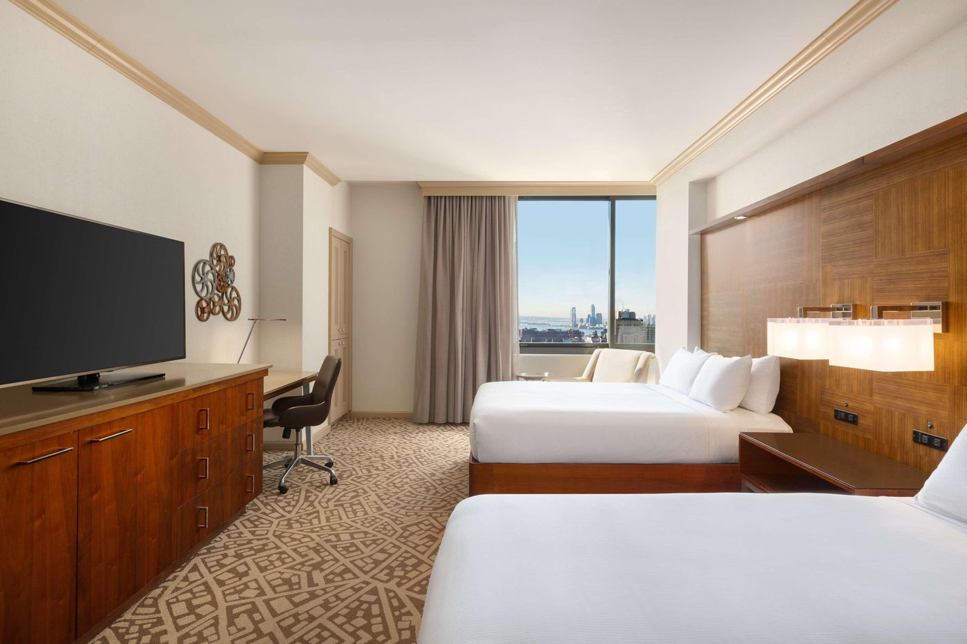 Hilton-New-York-Times-Square-Room-27