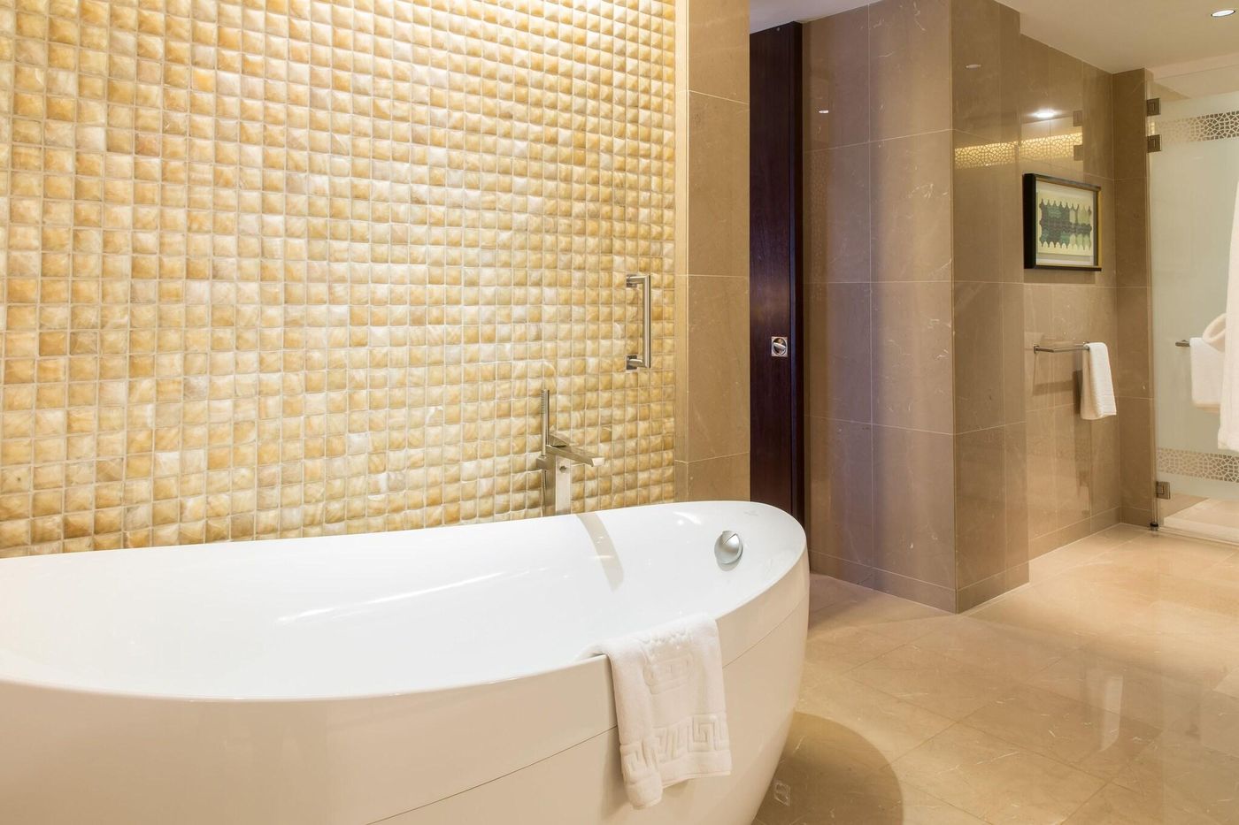 The-Ritz-Carlton--Dubai-Room-89