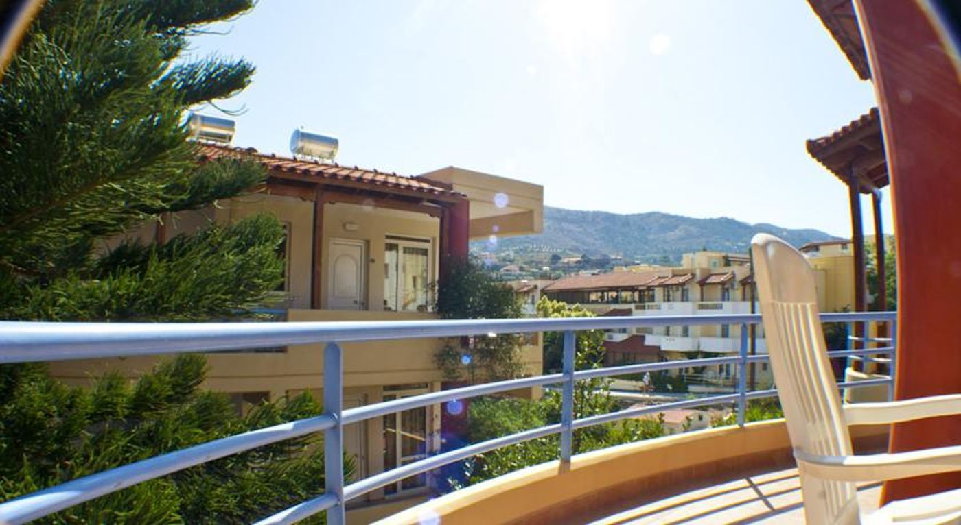 Andys Plaza Hotel Apartments