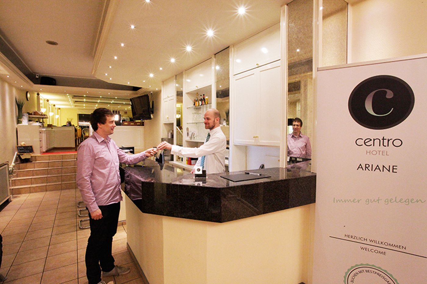 Trip-Inn-Hotel-Ariane-Lobby-6