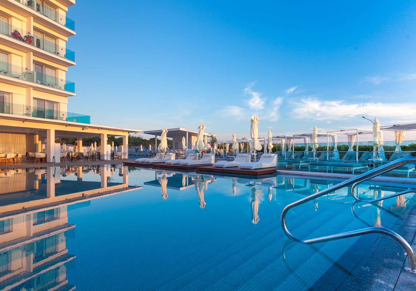 The-Blue-Ivy-Hotel-Pool-6