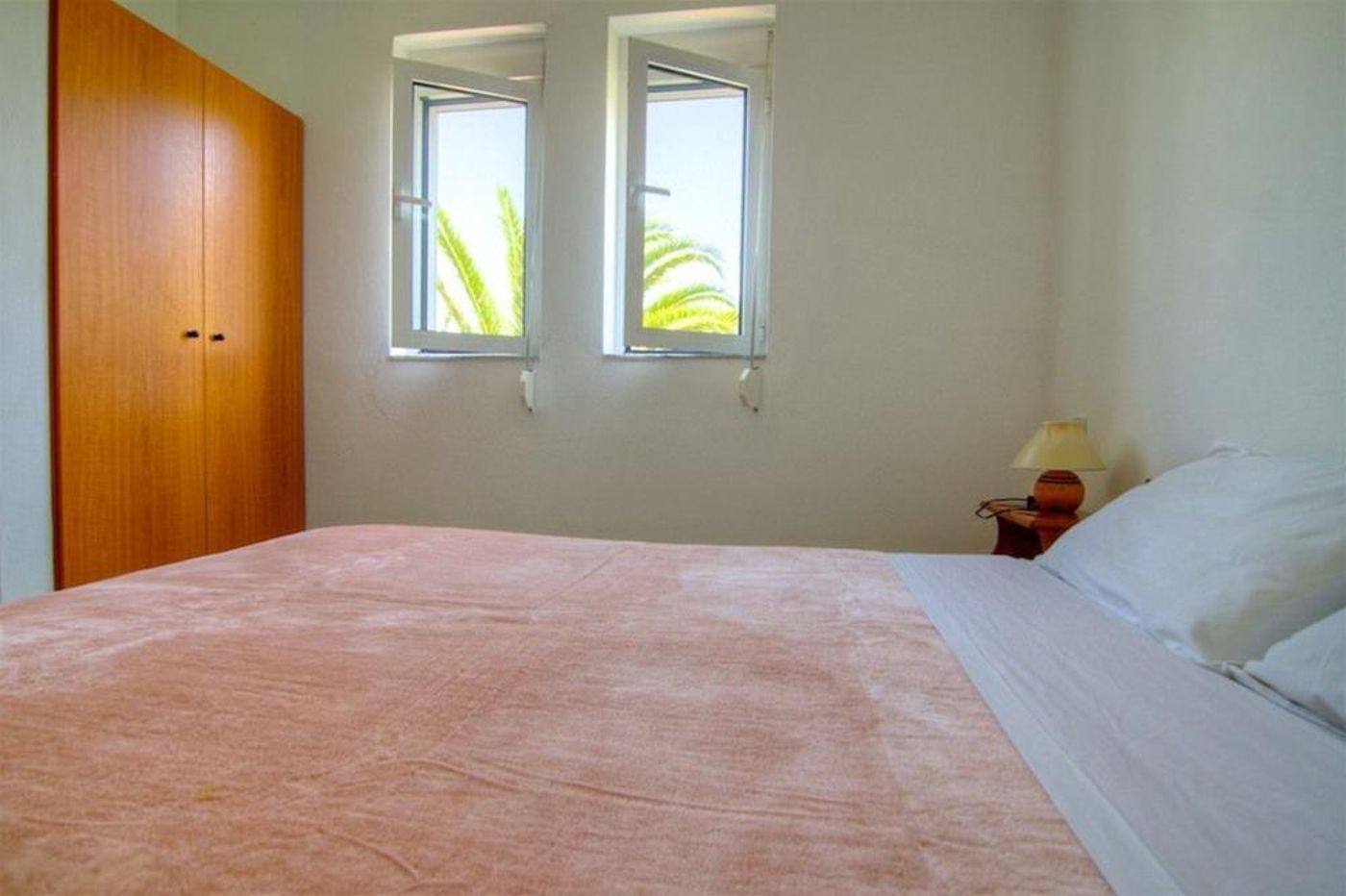 Xidas-Garden-Room-15