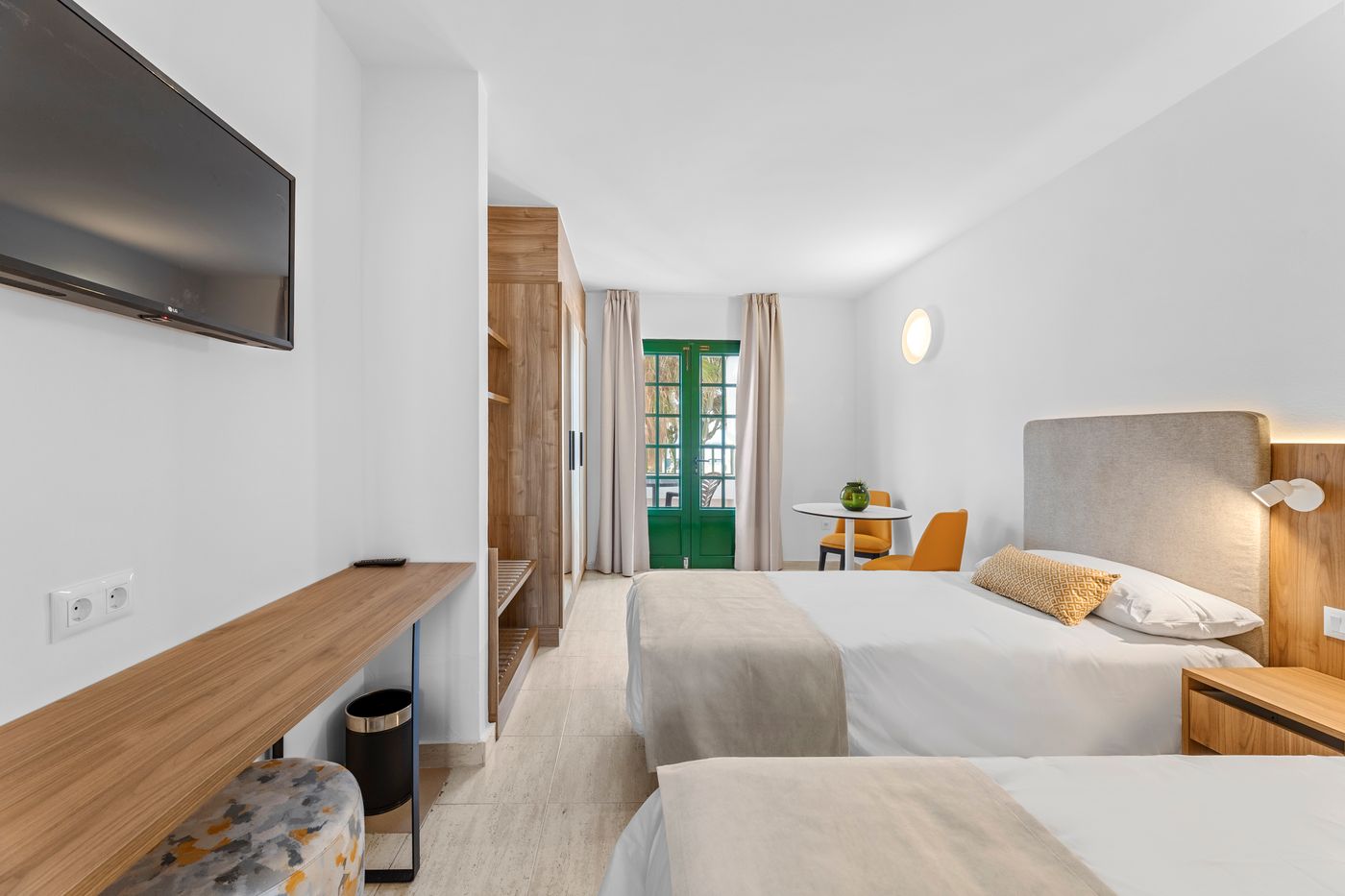 TROPICANA APARTAMENTOS