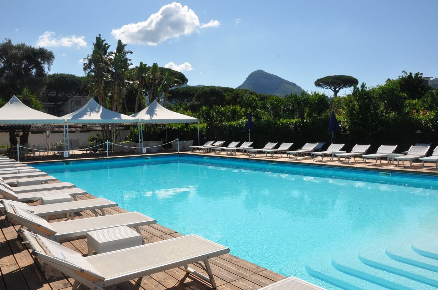 Esperidi-Resort-Pool-3