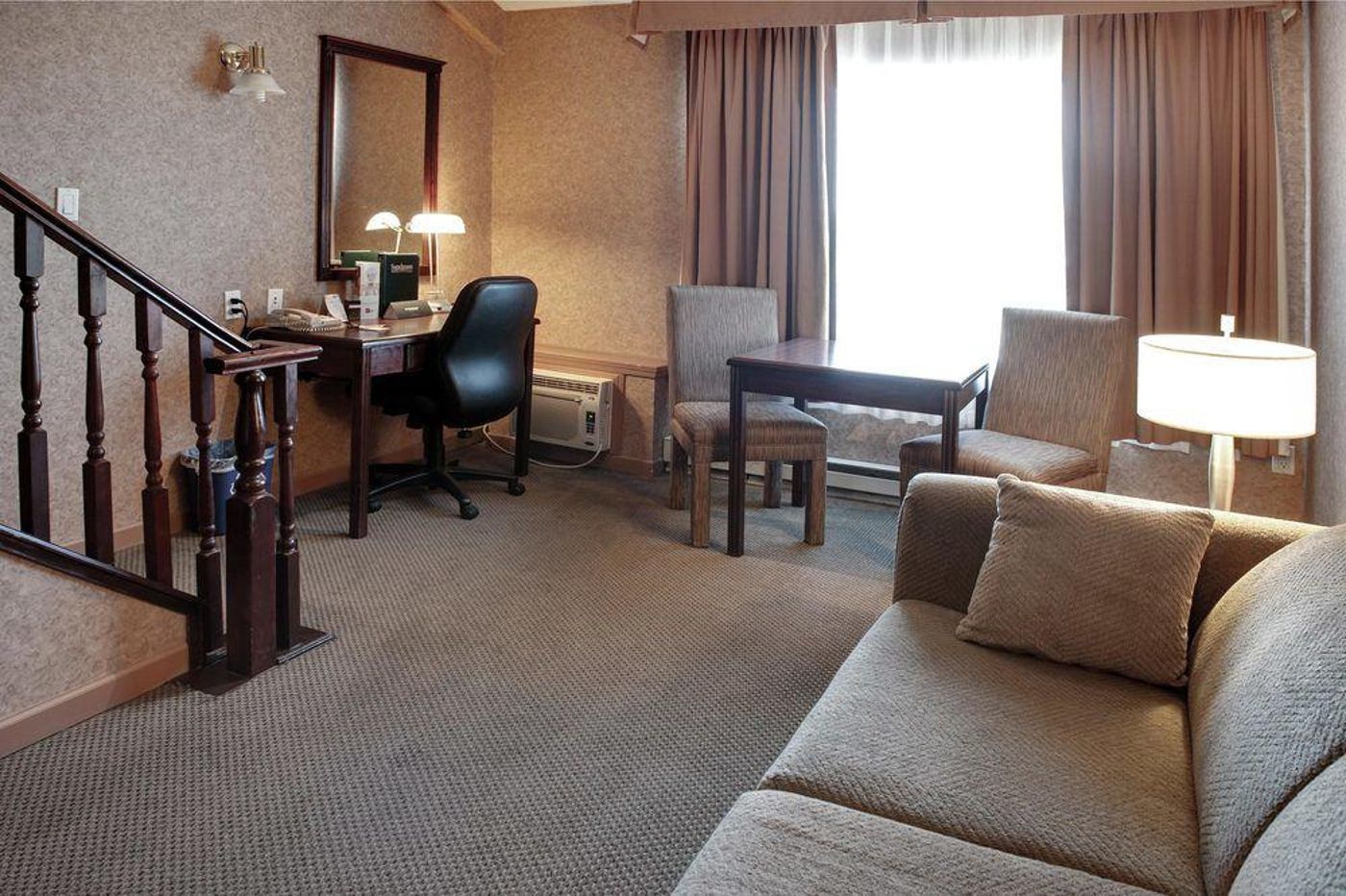 Sandman-Hotel-Vancouver-Airport-General-view-31