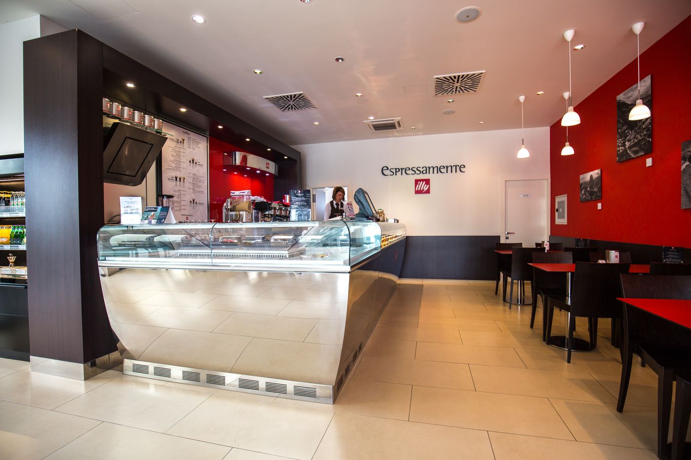 Park-Plaza-Verudela-Resort-Bar-40