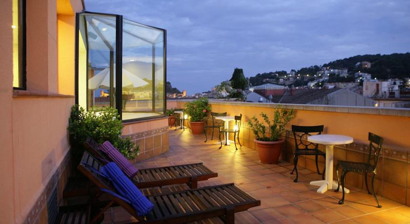 URH-Vila-de-Tossa-Terrace-3