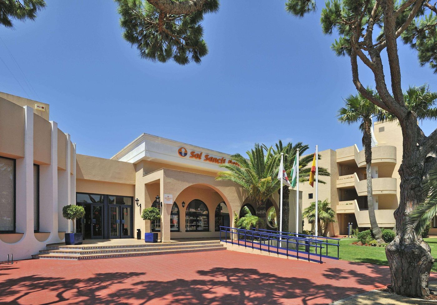 Sol-Sancti-Petri-Apartamentos-General-view-17