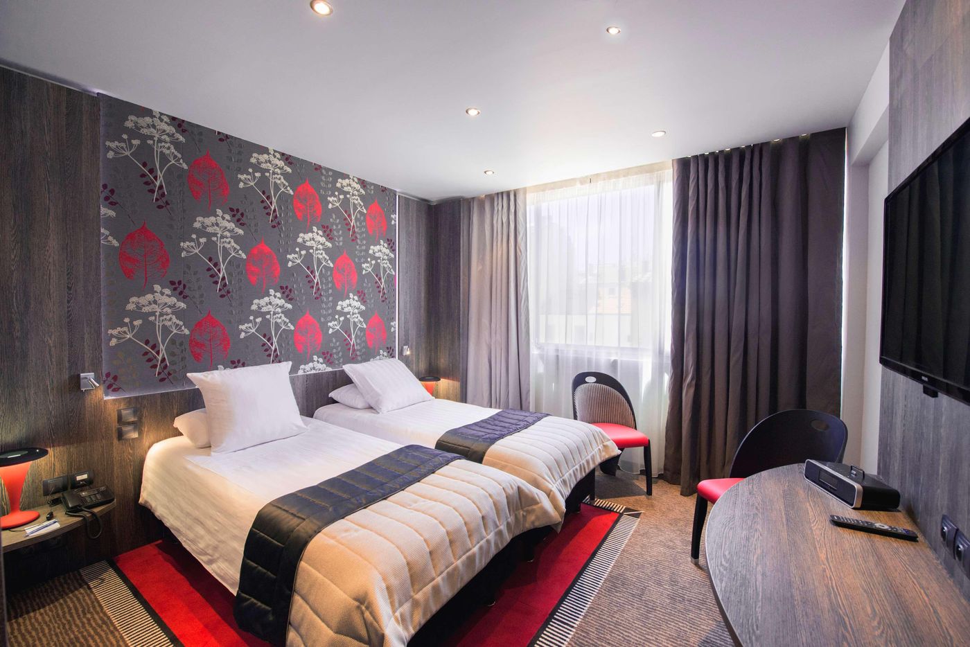 Best-Western-Premier-Patio-des-Artistes-Room-13