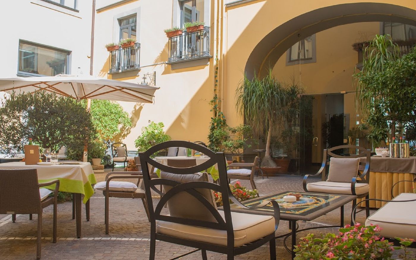 Le Cheminee Business Hotel - Italy - NAPOLI - General view - 7