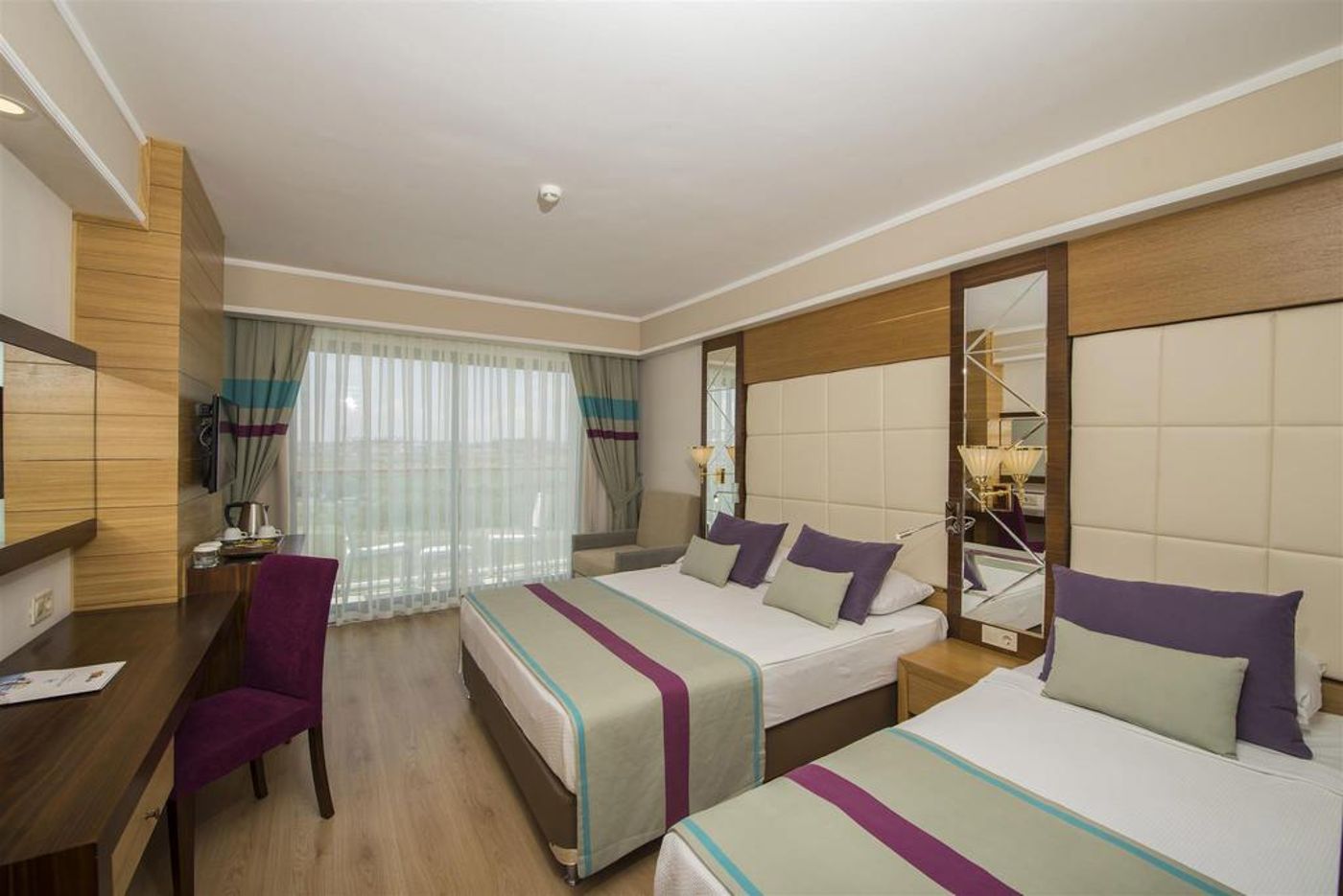 Dream World Aqua Hotel