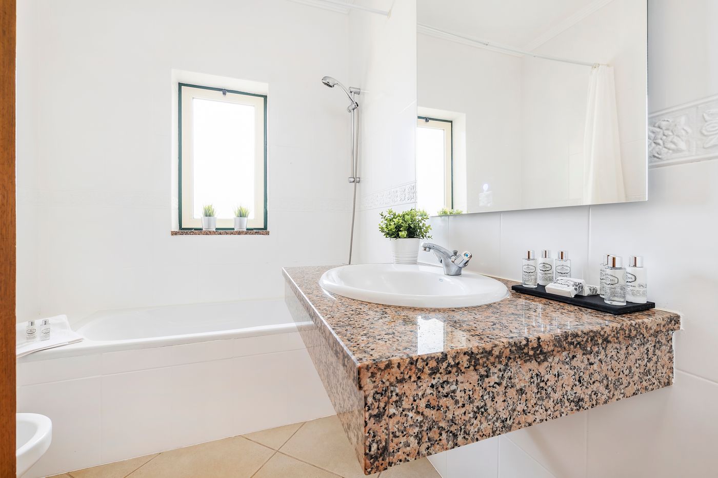 Quinta-Pedra-Dos-Bicos-Room-24