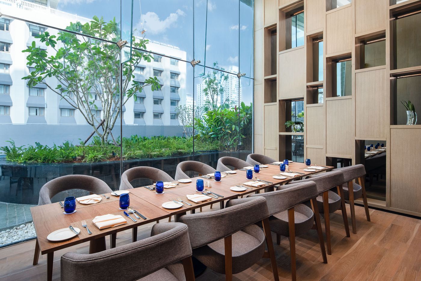 Hotel-Nikko-Bangkok-Restaurant-14