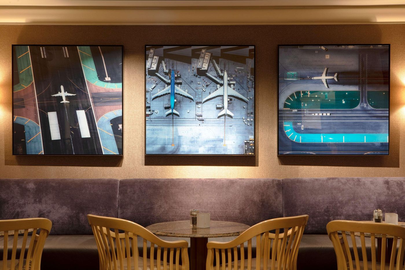 Hilton-Los-Angeles-Airport-General-view-22