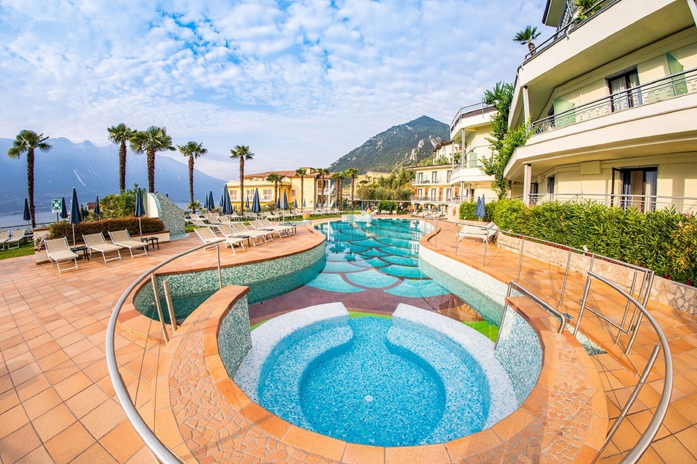 Hotel Royal Village-Italy-LIMONE SUL GARDA-Pool-5