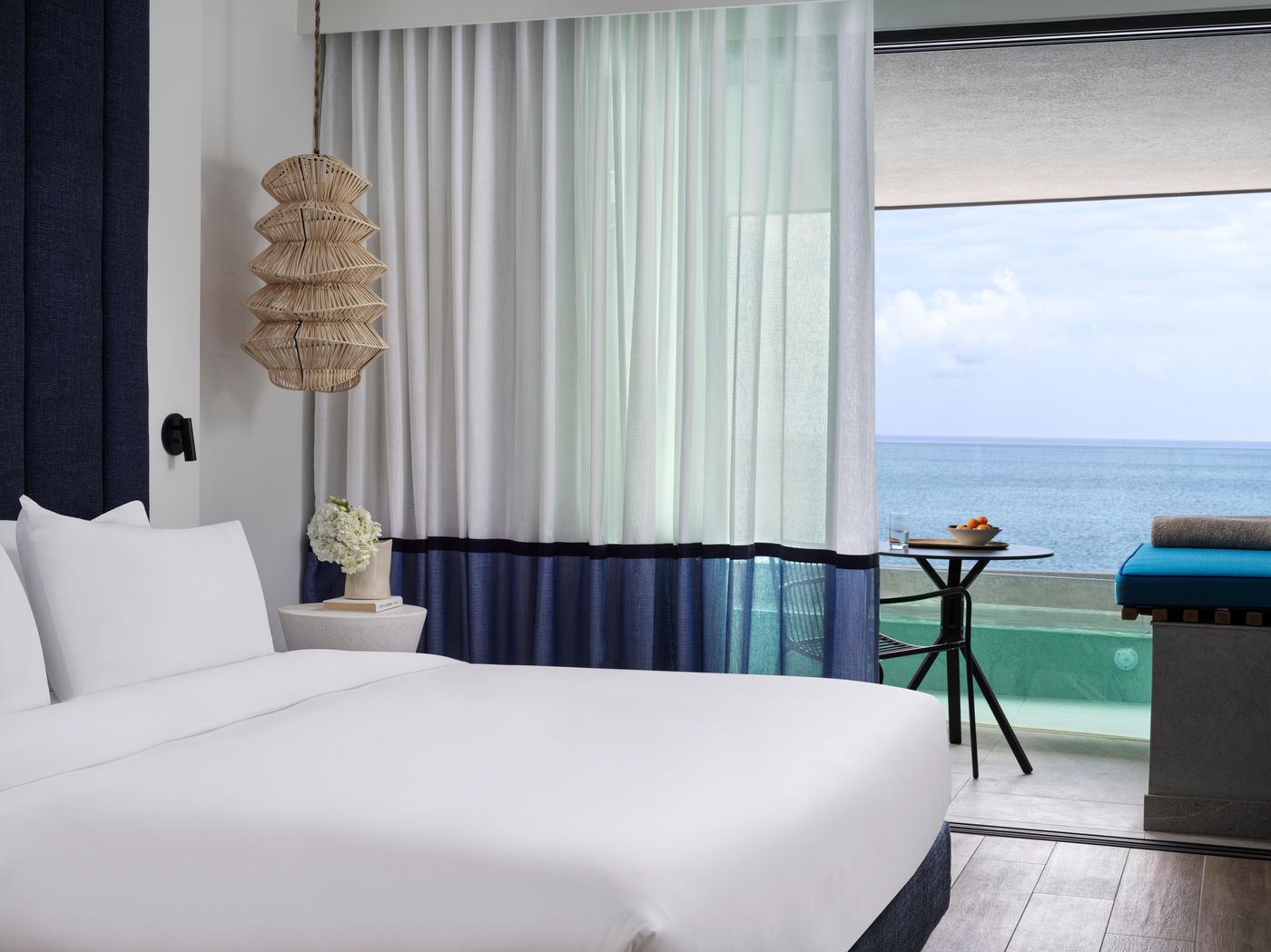 Avra-Collection-Hermes-Hotel-Room-22