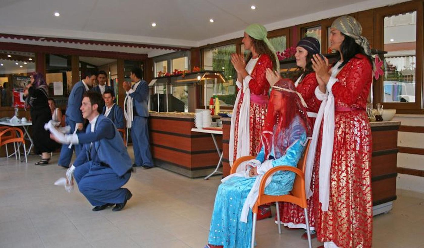 Selenium-Hotel-Bar-30