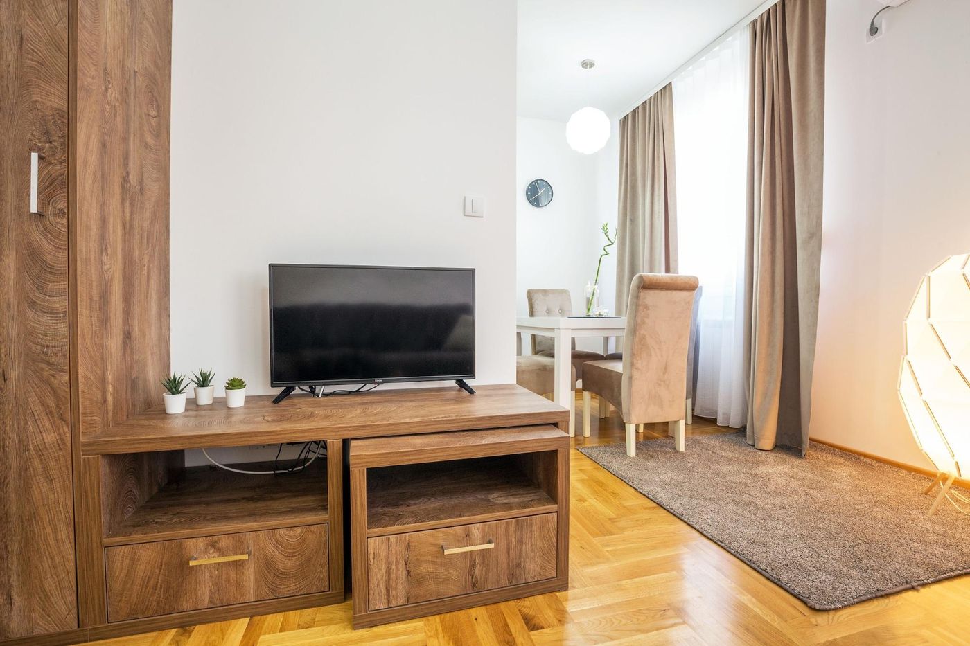 Thomas Residence-Serbia-Belgrade-Room-9