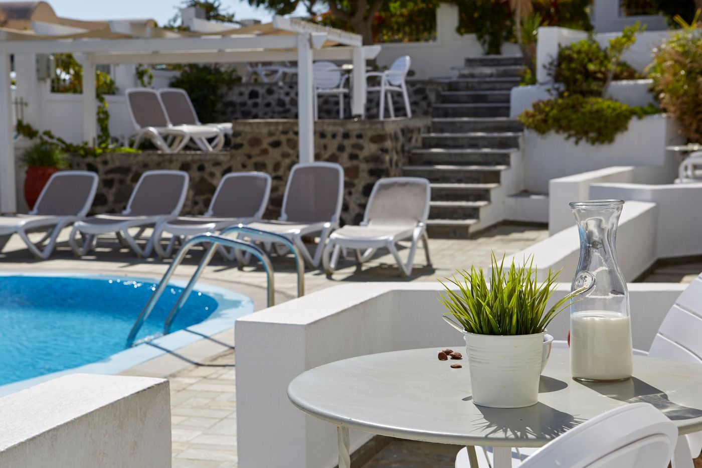 Nissos-Thira-General-view-10