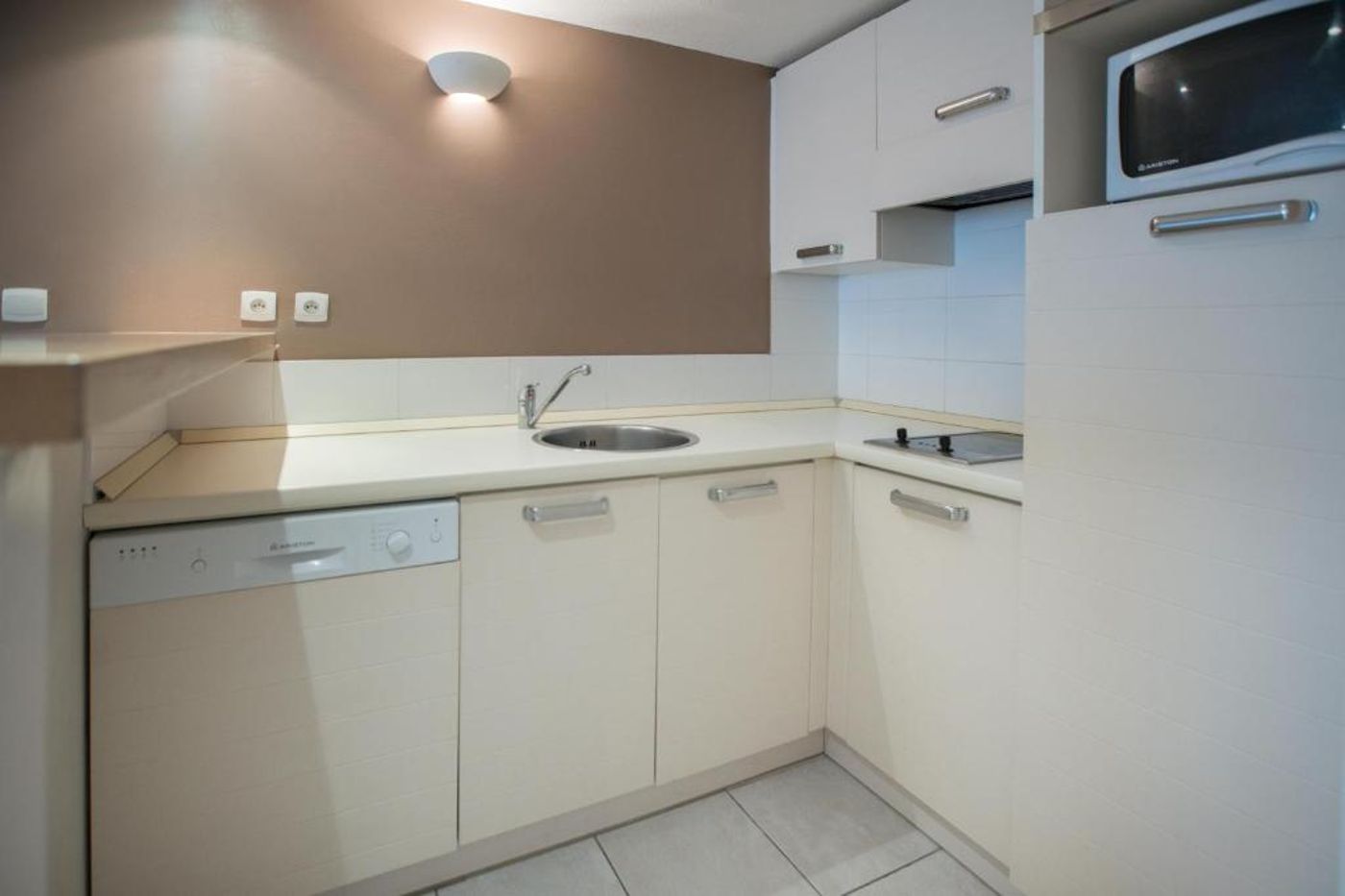 Residence-ExcelSuites-Room-35