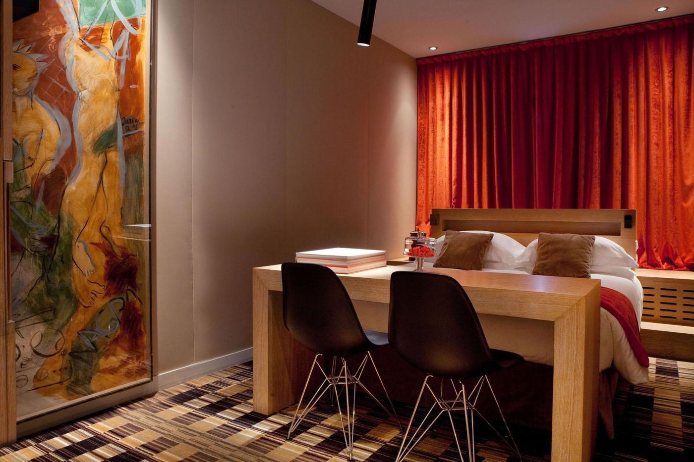 Hotel-Golden-Tulip-Opera-De-Noailles-Room-36