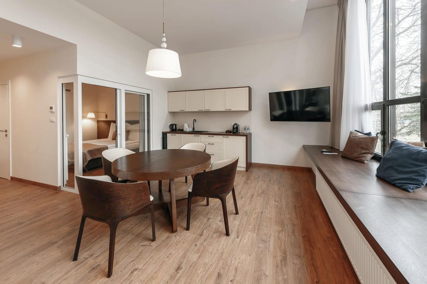 W-Sercu-Krakowa-Aparthotel-Room-12