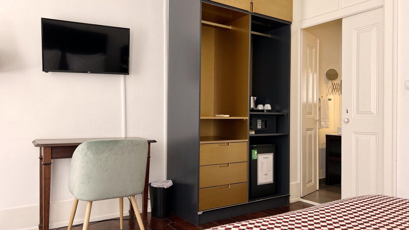 Casa-Do-Jasmim-By-Shiadu-Room-21