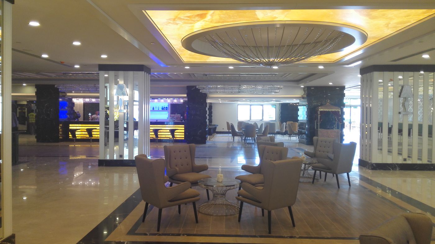 Sensitive-Premium-Resort---Spa-Lobby-45